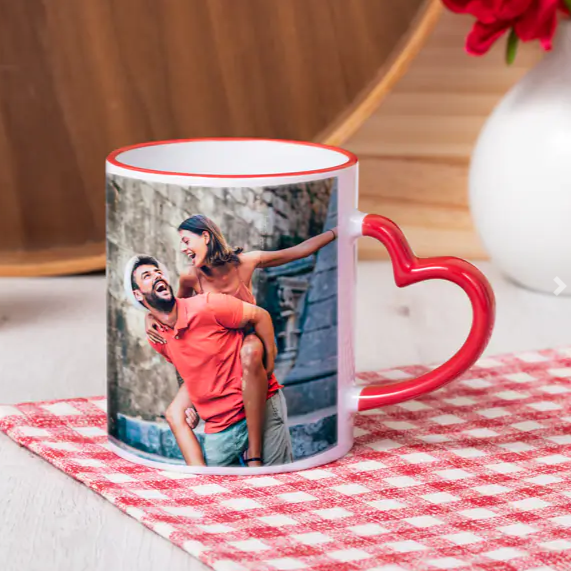 Tazza LOVE in Ceramica 320 ml con Manico a Forma di Cuore Personalizzata